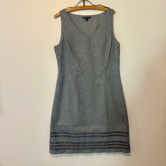 Tommy Hilfiger Blue Chambray V-Neck Dress Size 10 - Picture 2 of 11